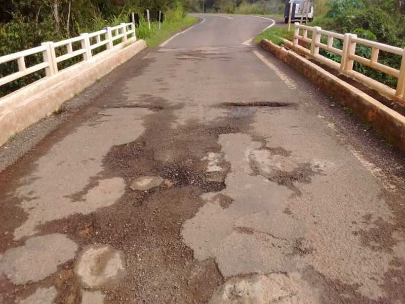 ADMINISTRAÇÃO MUNICIPAL SOLICITA MELHORIAS  SOBRE  PONTE  JUNTO AO DAER